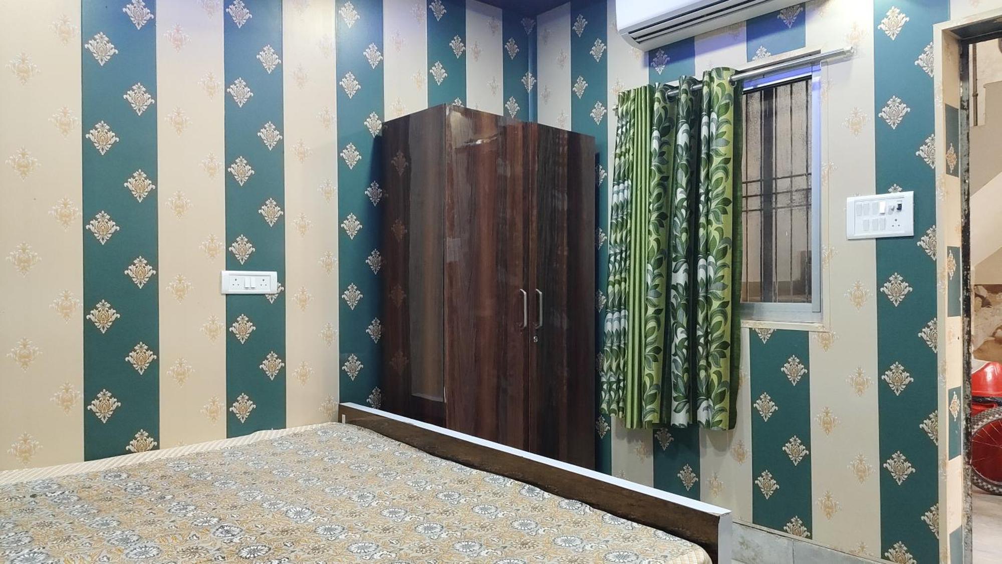 Hotel Raju Homestay Ayodhya 150 Meters From Shree Ram Janmbhoomi Temple 200 Meters From Ayodhya Dham Railway Station Dış mekan fotoğraf